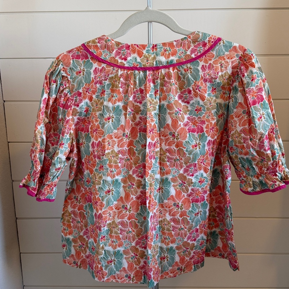 Avara Floral V-Neck Puff Sleeve Blouse — Coral, Teal & Pink - Picture 4 of 4
